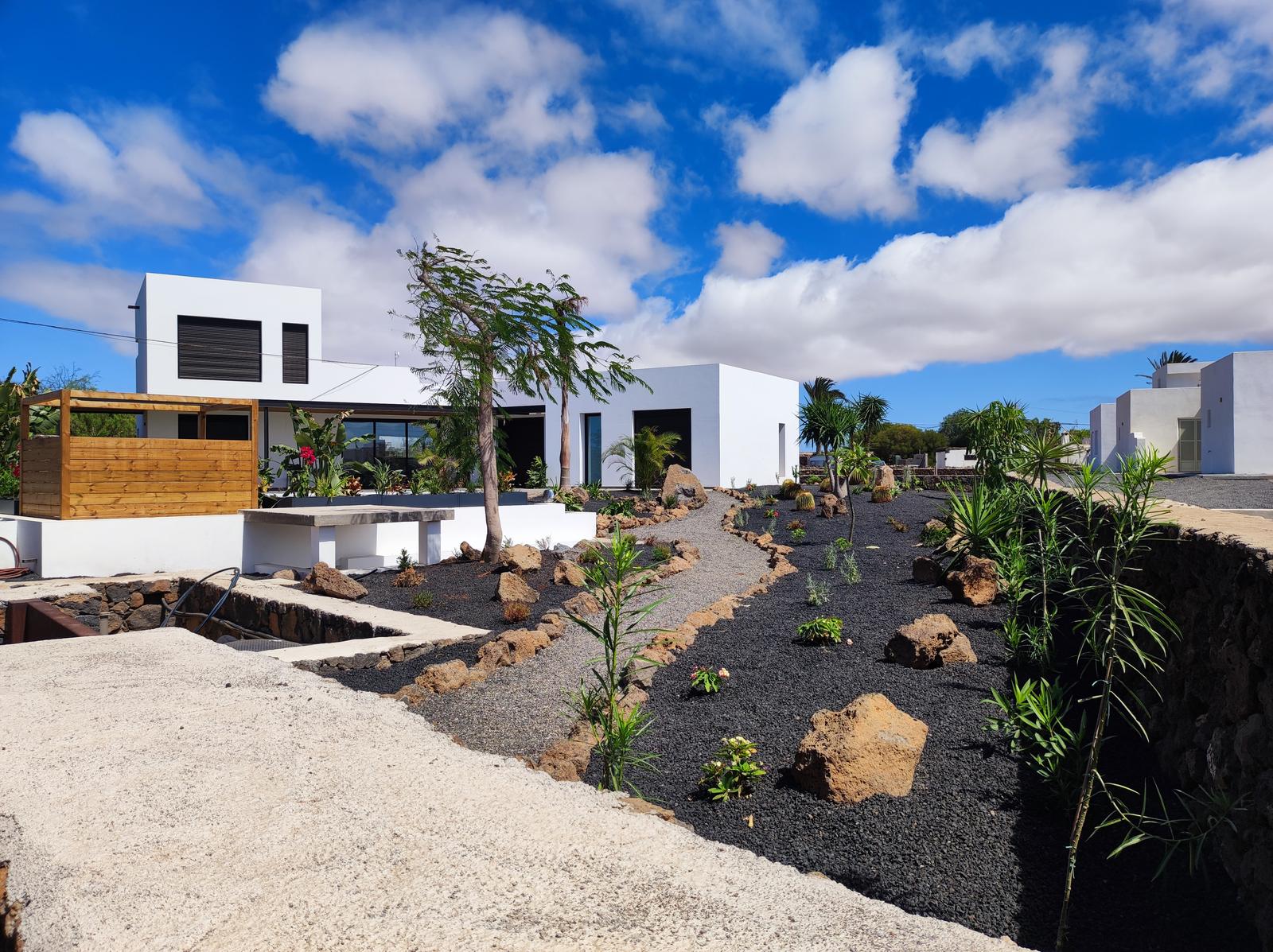 Vivienda terminada jardín volcánico · Fuerteventura